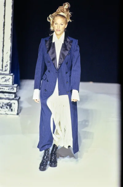 Look 28